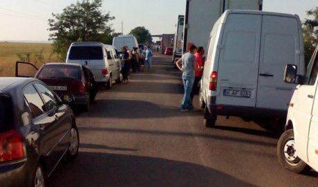 Таможня Тудора парализована.