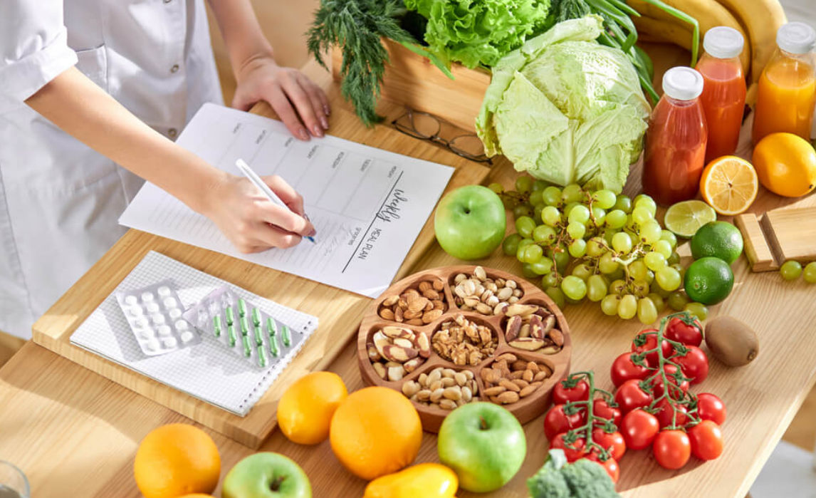Диетолог: Важно следить за гликемическим индексом продуктов.