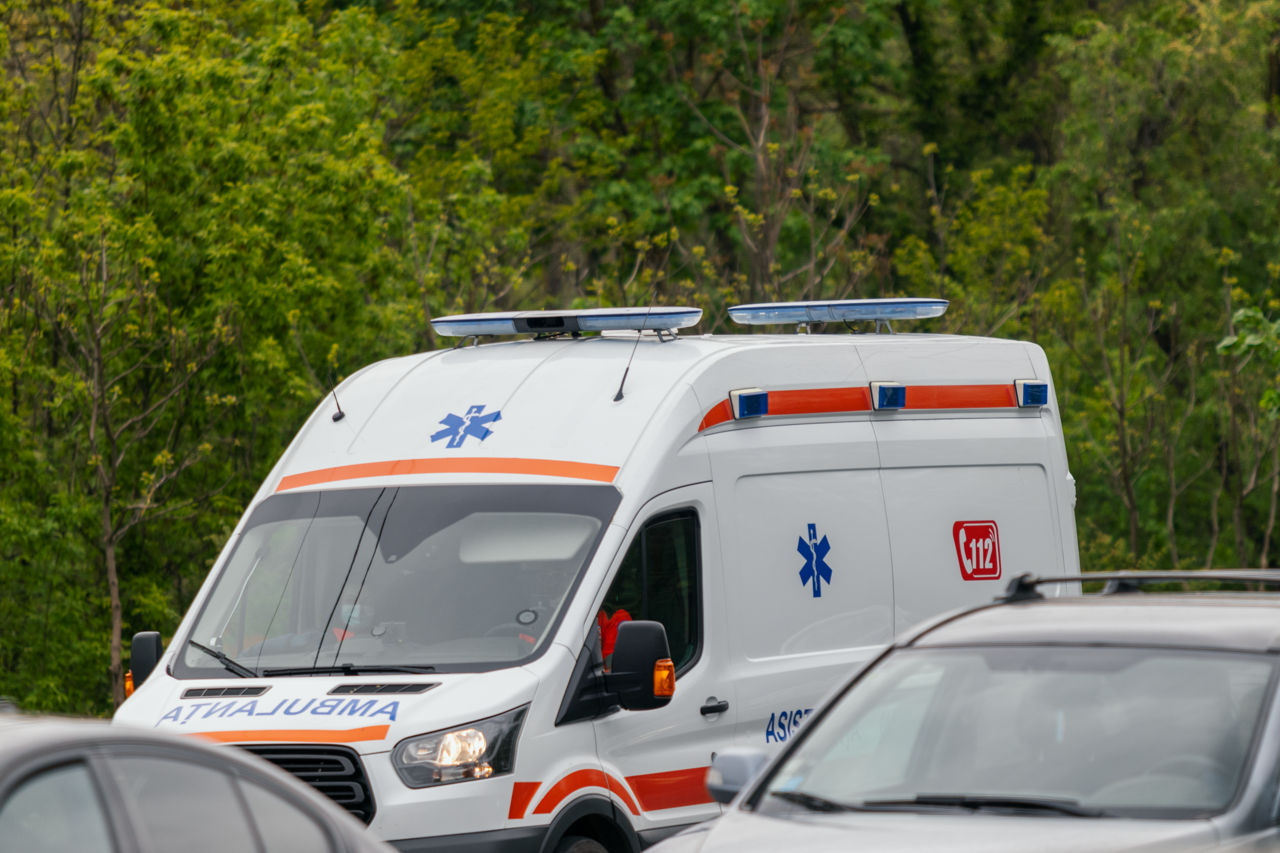 O femeie din Cahul a adus pe lume al optulea copil în ambulanță. Foto: Point.md.