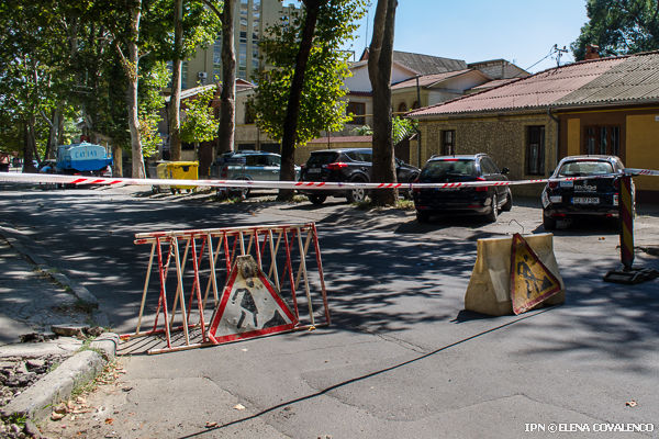 Движение транспорта и подача воды будут приостановлены в центре столицы.