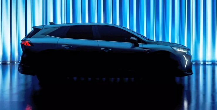 Новый семейный кроссовер Renault показали до премьеры.