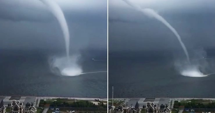 Очевидцы сняли на видео впечатляющий водяной смерч у побережья. Фото: Point.md.