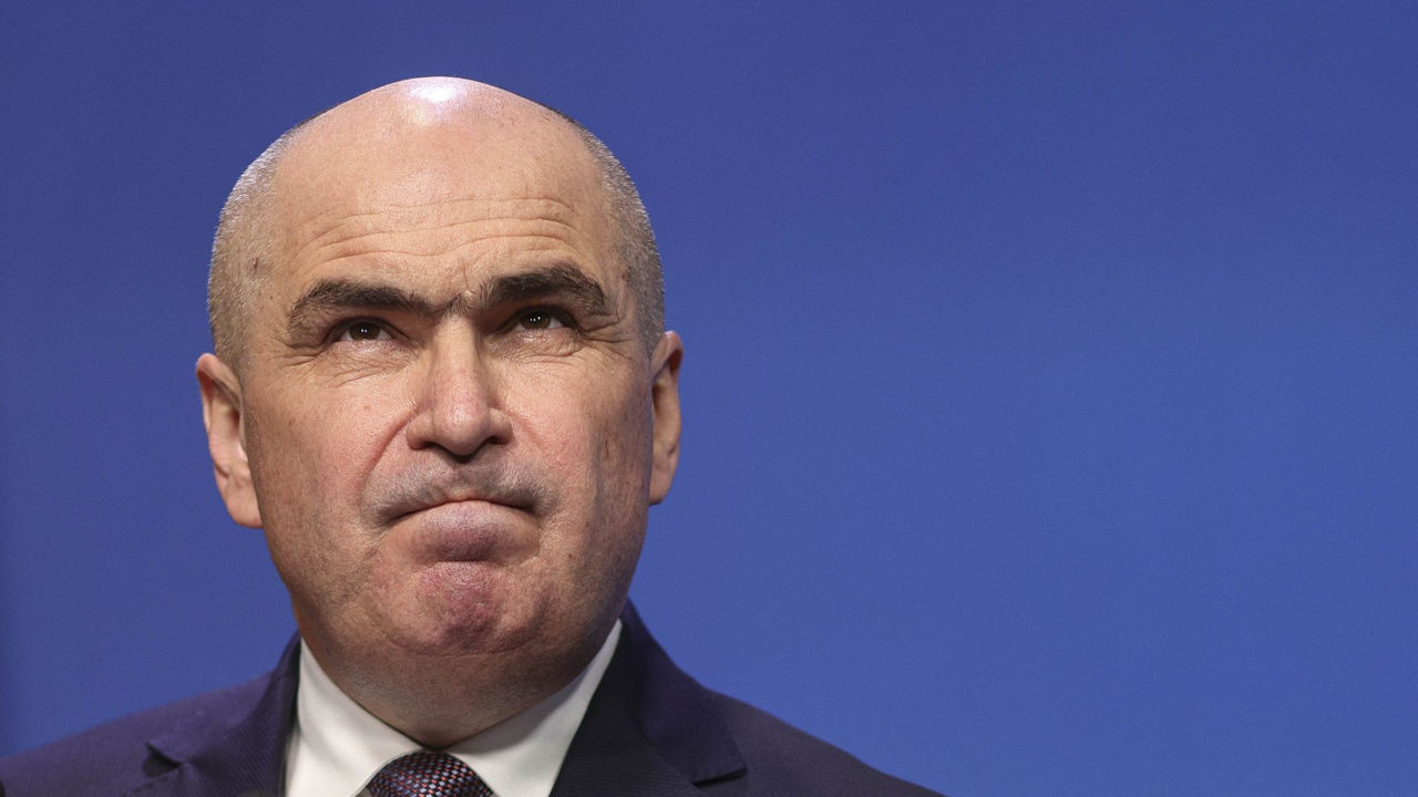 Крупнейшая коалиционная партия Румынии отозвала свою поддержку премьеру Боложану.