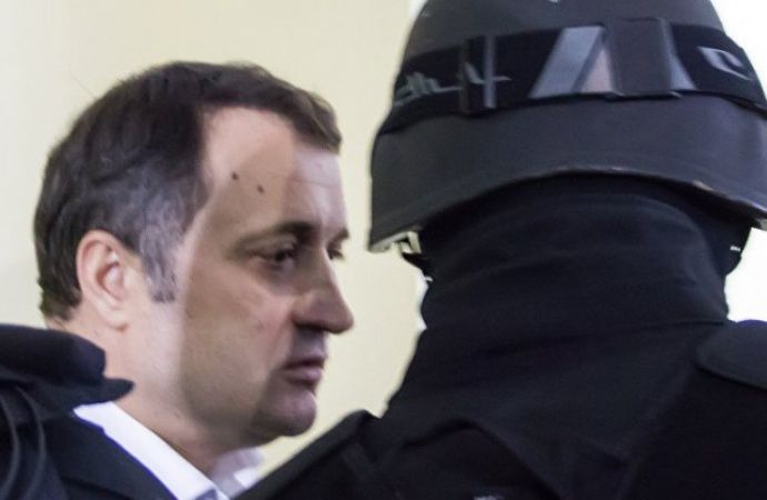 Следующее судебное заседание должно состояться во вторник в 11:00.