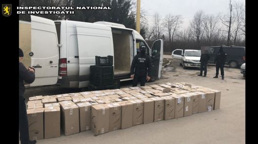 Contrabandă de proporții cu țigări. Șase moldoveni, reținuți
