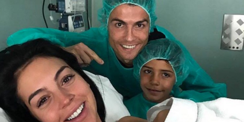 Tată pentru a patra oară: Iubita lui Cristiano Ronaldo a născut