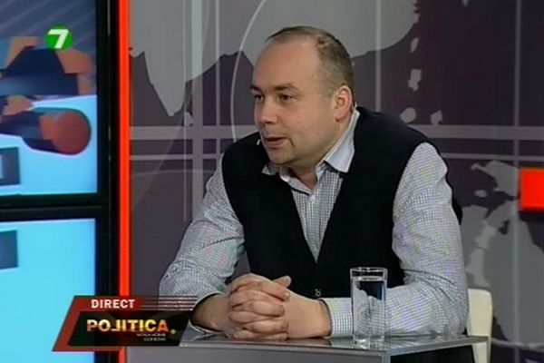 Политический аналитик Корнелиу Чуря.