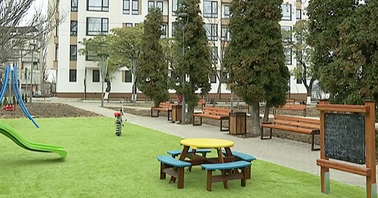 Жители пригородов столицы жалуются на отсутствие зеленых зон.