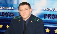 Popov și soția sa au activat până acum doar în cadrul Procuraturii Generale (soția lui Popov este procuror la Procuratura Ialoveni).
