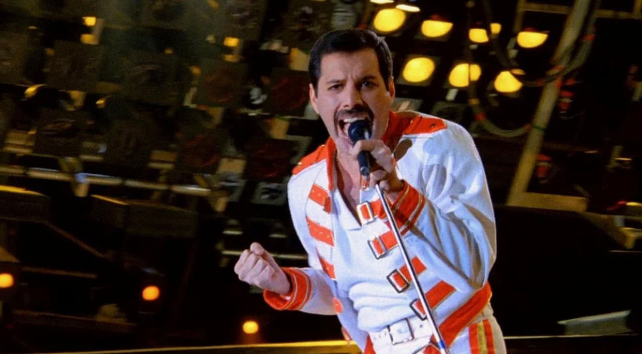 Daily Mail a aflat despre fiica nelegitimă a solistului Queen, Freddie Mercury.