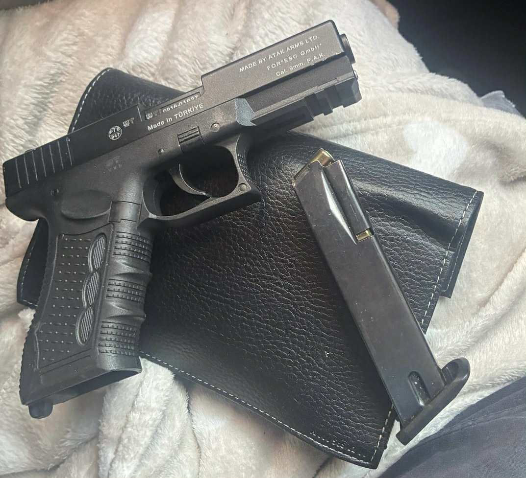 Un pistol cu gaz și cartușe, confiscate de la un străin la vama Giurgiulești.