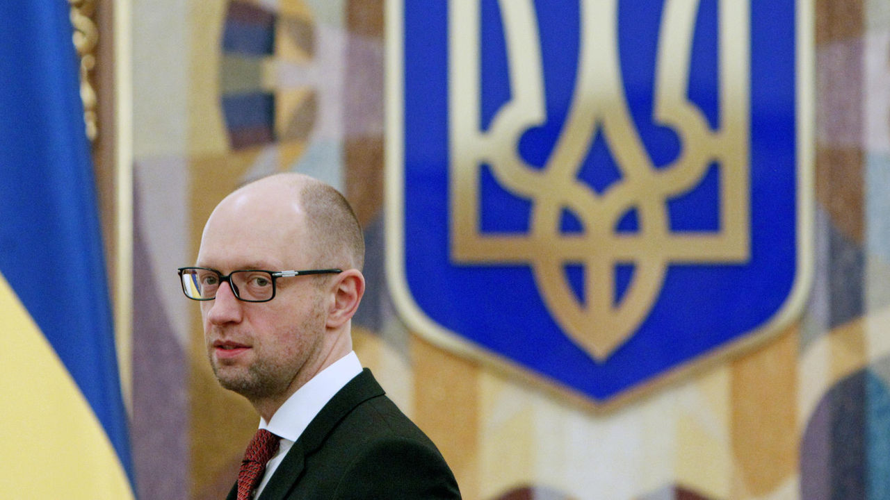 Дом должен миллионы гривен за коммунальные услуги.