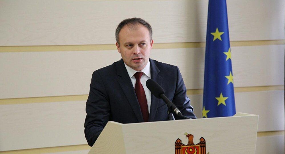 Candu a criticat dur acest comportament, amintind că Maia Sandu a procedat la fel și în timpul discuțiilor cu FMI. „Este cinic și meschin să ai un astfel de comportament”.