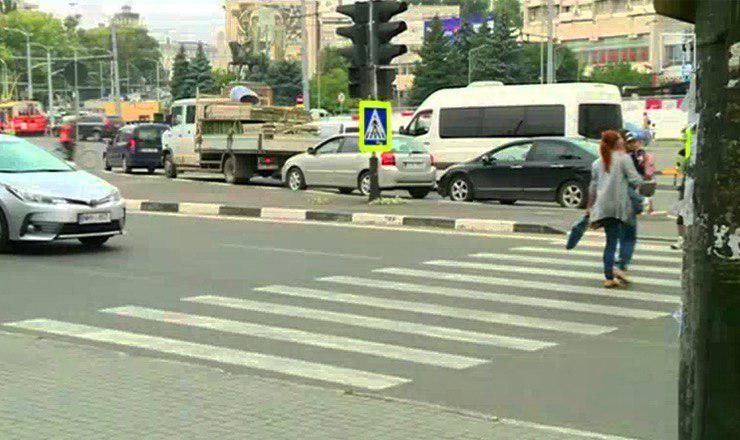Приобретенная краска для дорожной разметки оказалась некачественной.