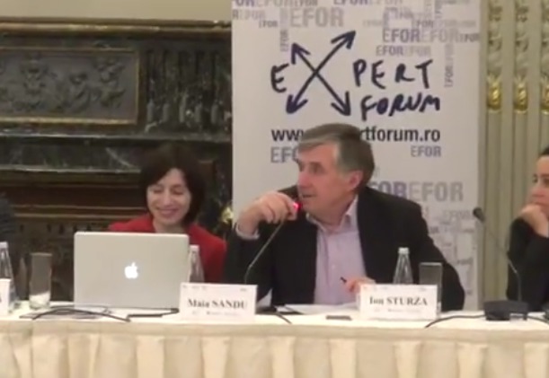 "Майя, я люблю тебя!", - в шутку сказал Стурза.
