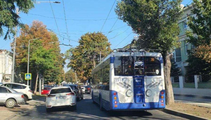 Сегодня одна из столичных улиц будет закрыта для движения транспорта.