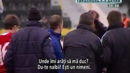 În minutul 32 al meciului FC Tiraspol - Dacia, fundaşul lupilor galbeni, Denis Ilescu i-a aplicat un cot în figură lui Zarinciuk.