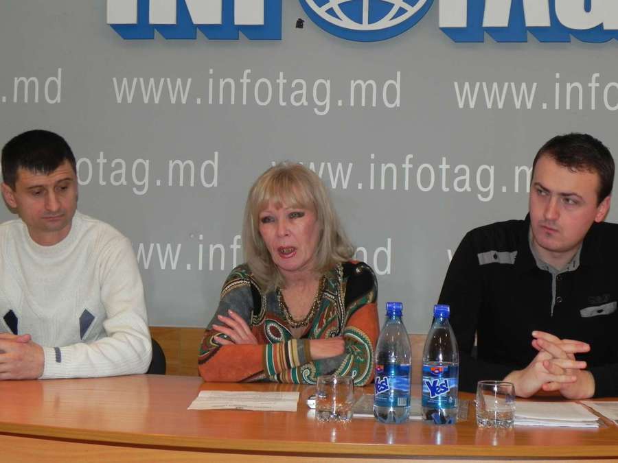 El califică acuzațiile drept tentativă de intimidare și spune că va sesiza procuratura pentru a identifica persoana respectivă
