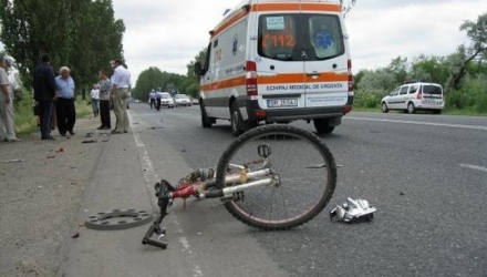 Accidentul s-a petrecut în zona intersecţiei Şoseaua de Centură cu Şoseaua Buzăului.