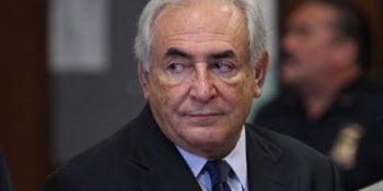 Dominique Strauss Kahn s-a despărţit de soţia sa, jurnalista Anne Sinclair