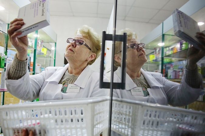 Доступ к инструкциям на русском языке по использованию медикаментов будет обеспечен.