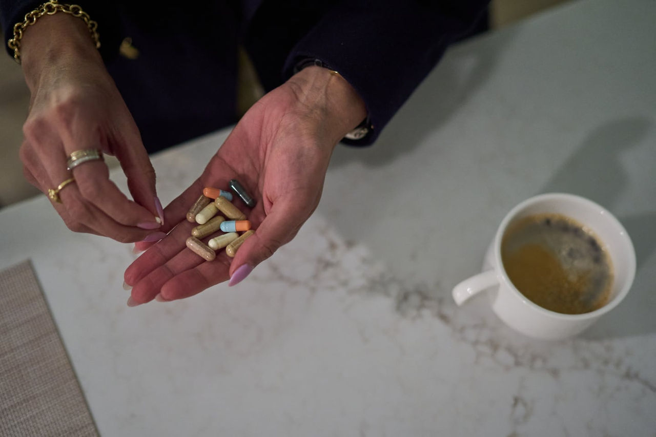 Medicamentele care își pierd eficiența atunci când sunt luate împreună cu cafeaua.