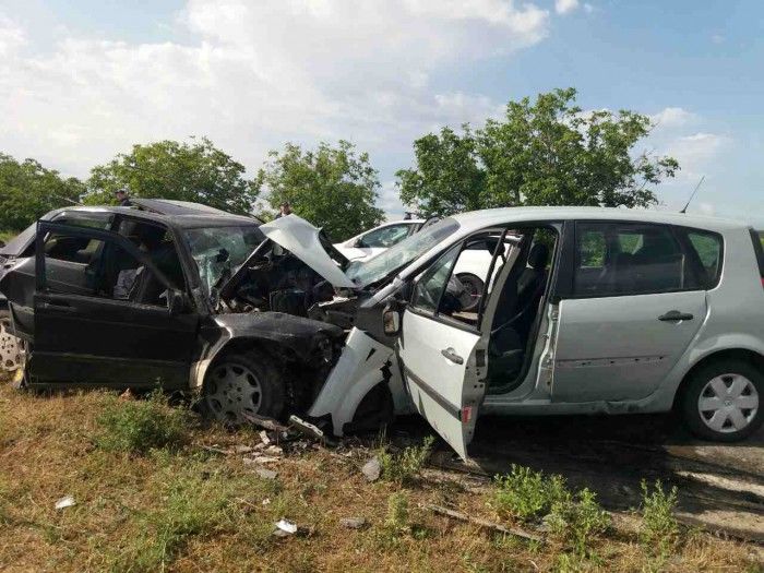 Doi angajați ai DSE, morți în urma unui accident în apropiere de Măgdăcești. 