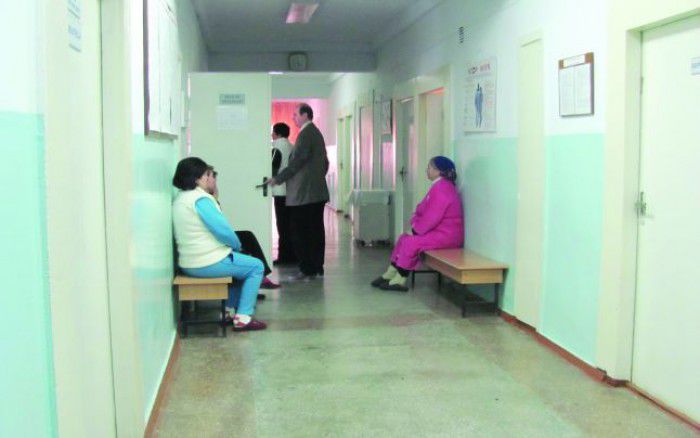 Pacienta care și-a făcut singură clismă, deși era internată, a decedat. Foto: adevarul.ro