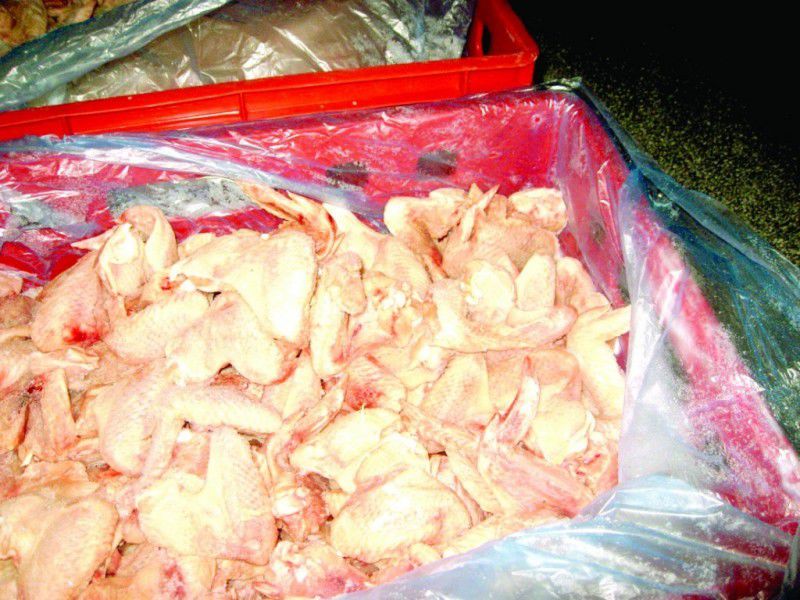 Vindea tone de carne stricată în România. Foto: ziaruldeiasi.ro