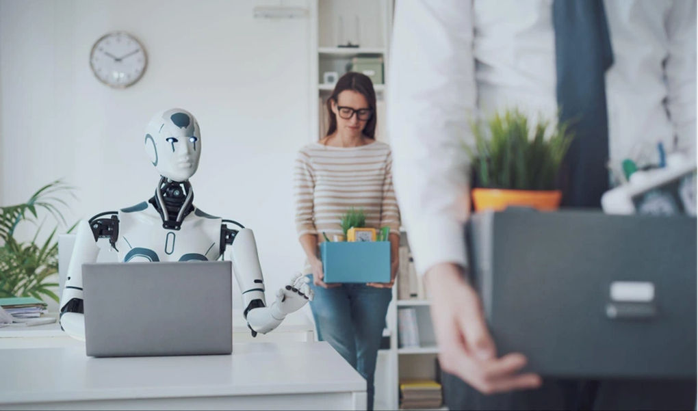 Inteligența artificială îngreunează căutarea unui loc de muncă pentru specialiștii începători.