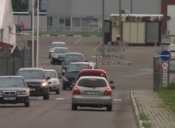 In acel Volvo s-ar fi aflat complicii atacului de acum o saptamana de la Metro, afirma Ion Bodrug, seful IGP.