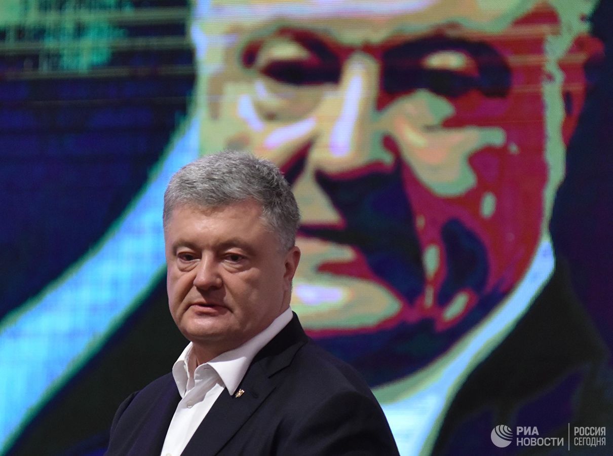 В Раде обвинили Порошенко в задержании российского танкера.