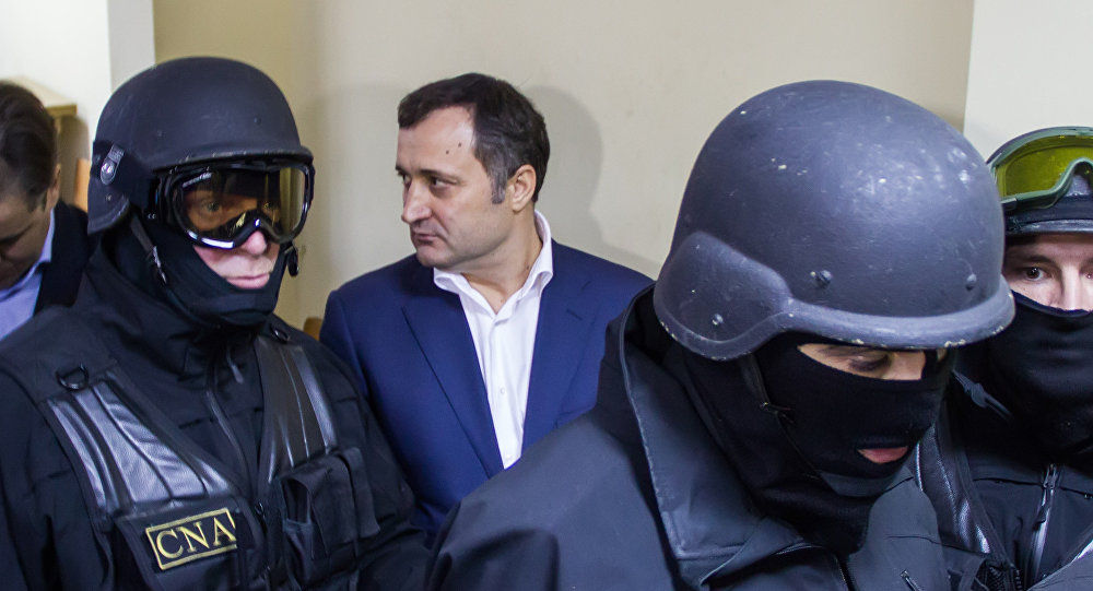Judecătoria sectorului Buiucani continuă vineri, 15 ianuarie, examinarea dosarului în care ex-premierul Vladimir Filat.