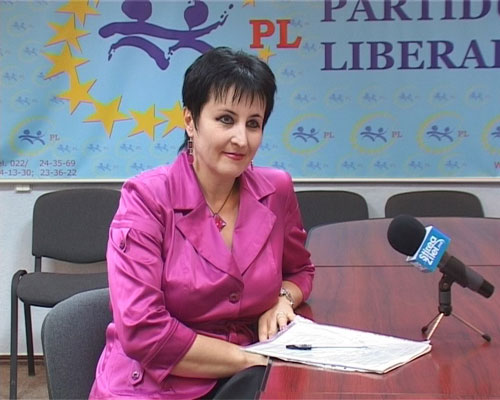 Totodată, ea consideră că ”Istoria românilor” trebuie să rămînă disciplină de studiu în şcoli şi licee, inclusiv cele alolingve