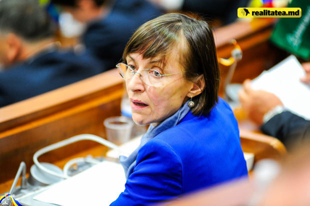 Se cere demisia Corinei Fusu. Foto:realitatea.md