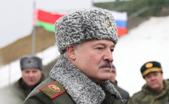 Лукашенко пригрозил разместить в Белоруссии «сверхъядерное» оружие.