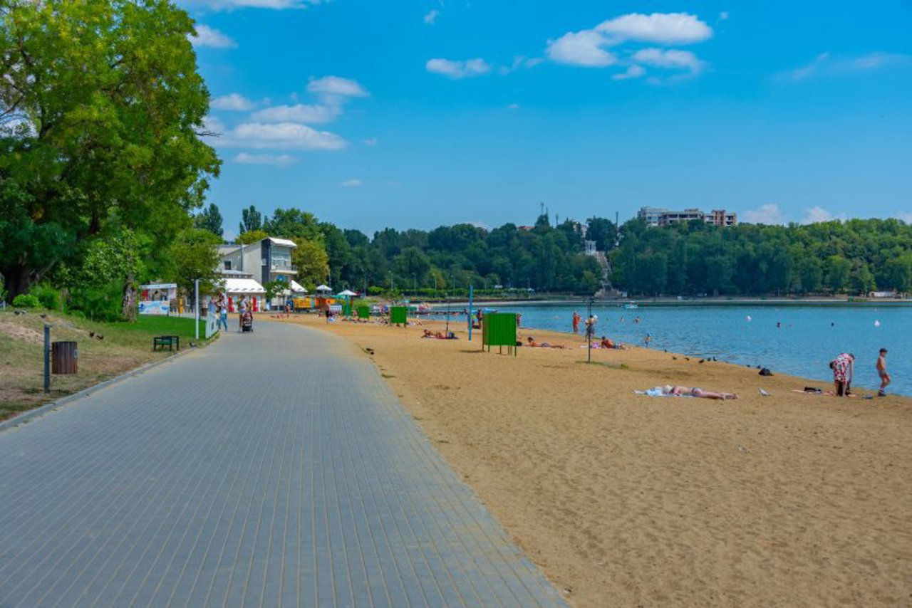 В Молдове ввели звёзды для воды для купания.