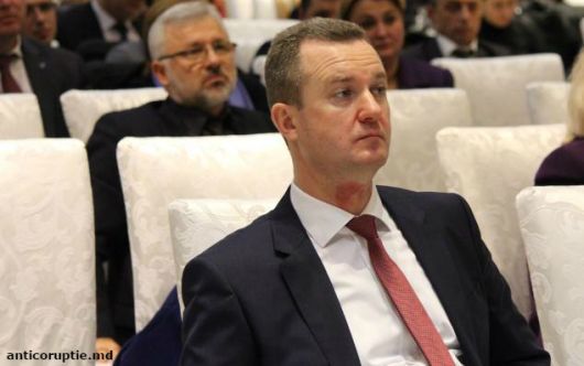 Procurorii nu vor cere mandat de arestare pe numele judecătorului Oleg Melniciuc. 