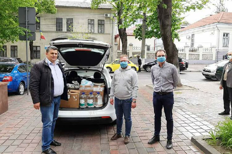 Помощь из Польши уже поступила или поступит в Единец, Тараклию и Комрат.