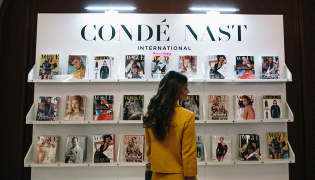 Издатель журналов GQ, Vogue и Vanity Fair полностью прекращает работу в России.