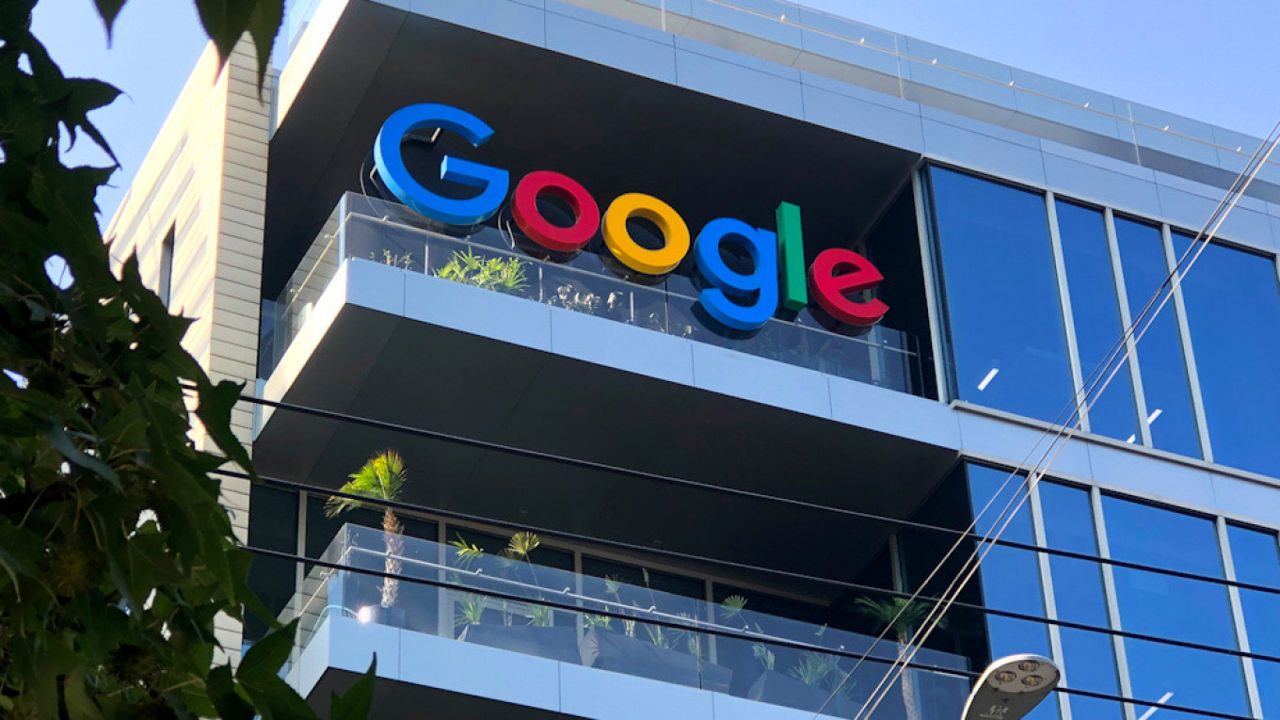 Под сокращение в Google попали рекрутеры, корпоративный персонал, инженеры и команды по продуктам.