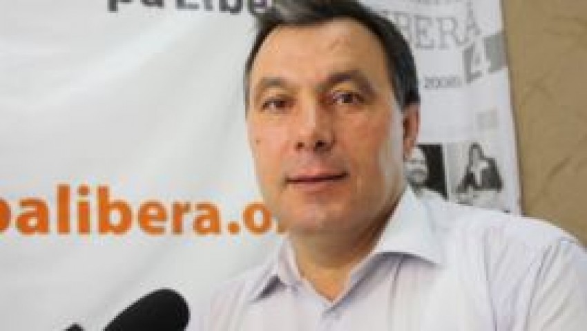Mihai Petrache recomandă Alianței să nu organizeze un referendum pentru modificarea Constituției 