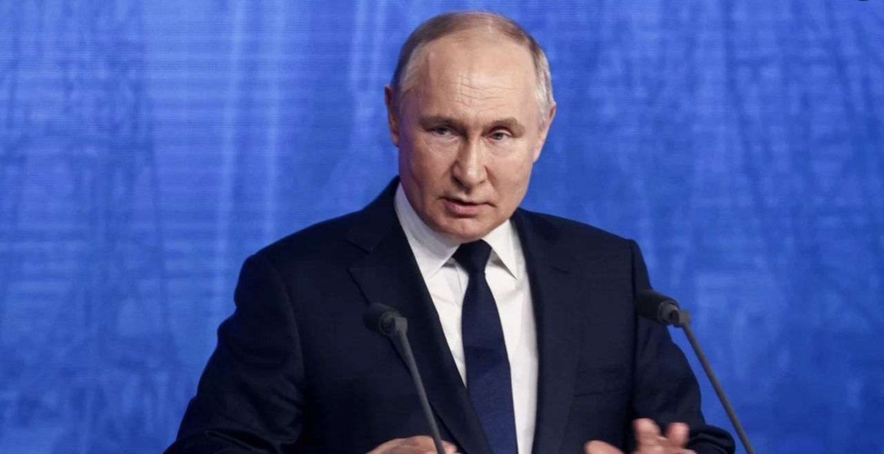 Путин распорядился не наносить удары по Киеву три дня.