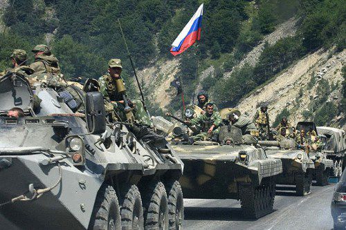 Încă o zi importantă pentru Ucraina. Așa cum este prevăzut în acordul de la Minsk, astăzi ar trebui să înceapă retragerea armamentului greu de pe frontul din estul țării.