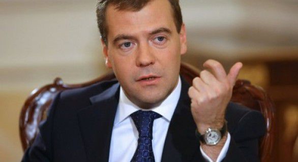 Medvedev susţine că atacul american asupra bazei al-Shaayrat a fost la un pas de declanşarea unor confruntări militare cu Rusia.