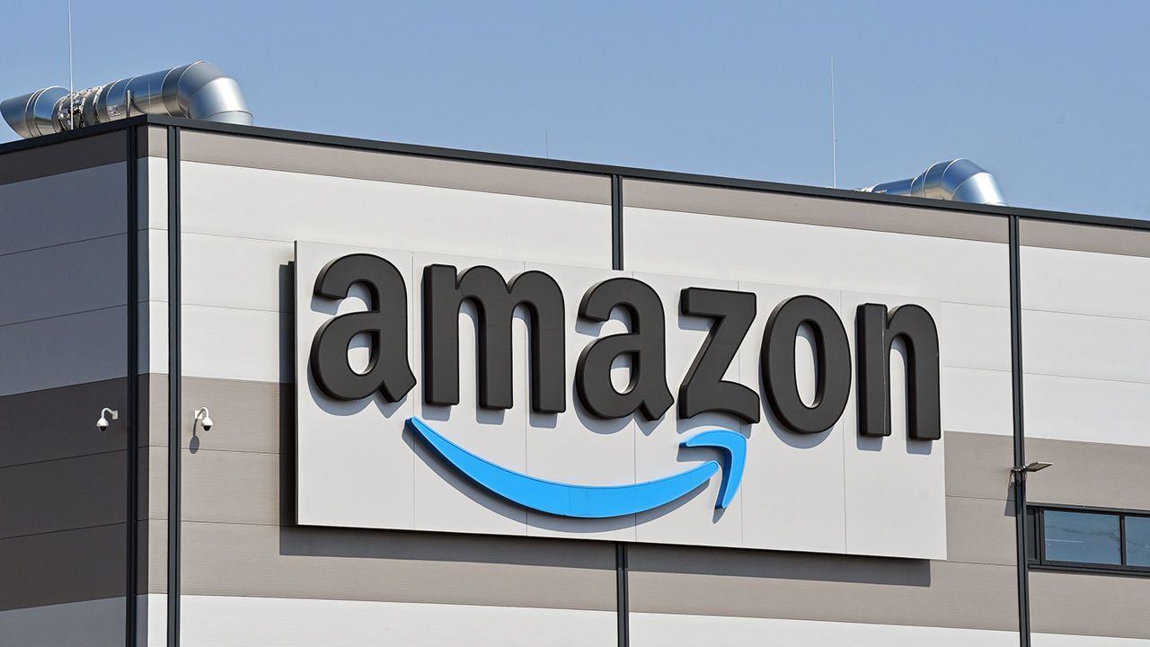 Amazon обвинили в осознанном обмане миллионов людей.