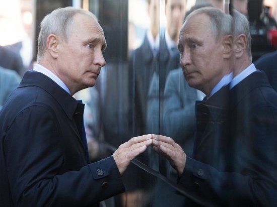 Российские офицеры потребовали отставки Путина.