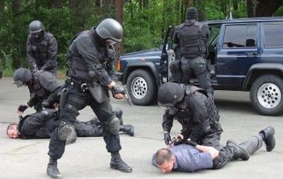 В Киеве задержана группировка, торговавшая должностями в госорганах. Фото:  inforesist.org