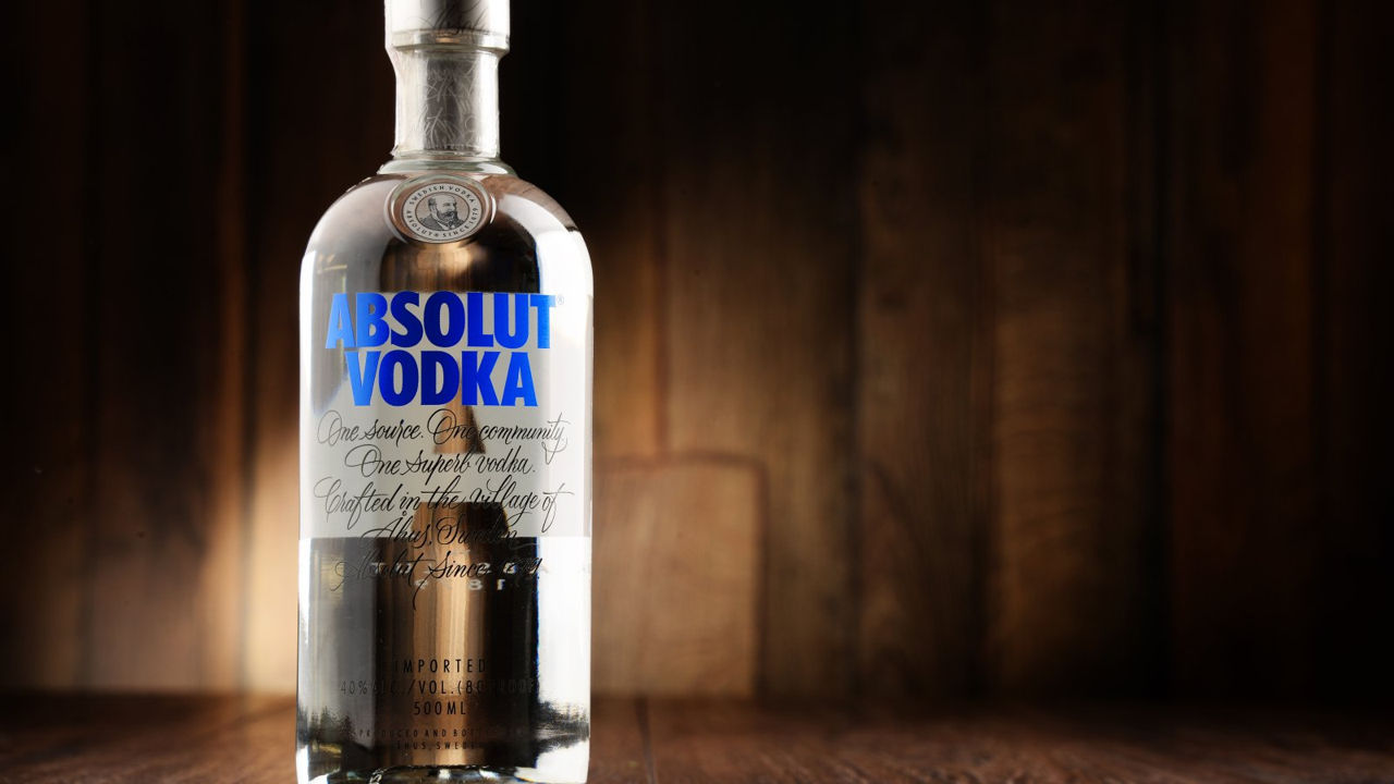 Водка Absolut снова "ушла" из России спустя неделю после возвращения.