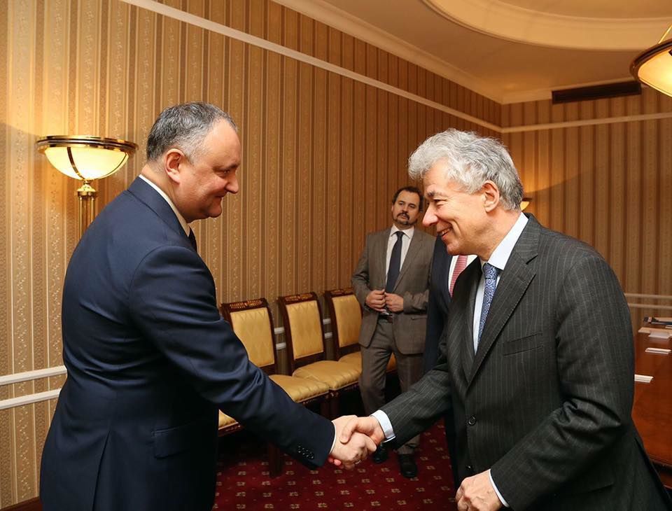 Igor Dodon, Președintele Republicii Moldova a avut o întrevedere cu Thomas Mayr Harting, Director Regional EEAS. Foto: facebook.com/dodon.igor